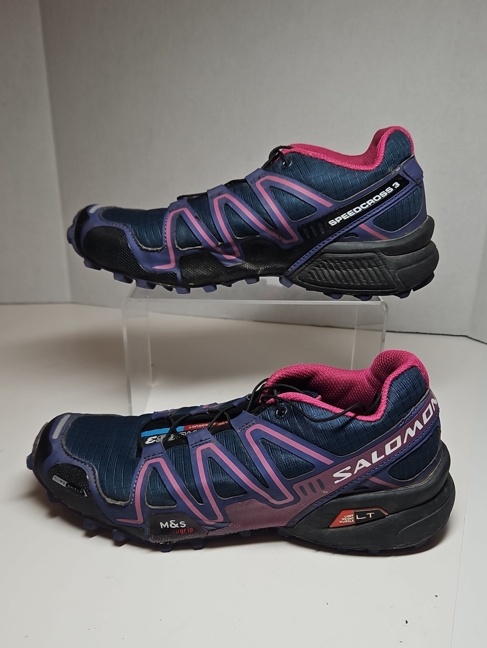 Salomon Women's Trail Running Shoes in Navy & Pink 7.5